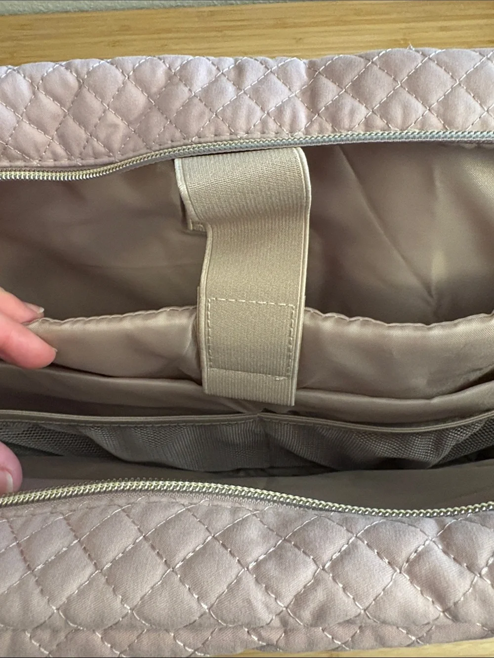 Bagsmart Quilted Light Pink Laptop Bag with Detachable Strap